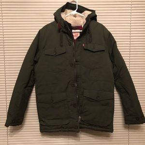 Levi’s thermore hunter green parka jacket